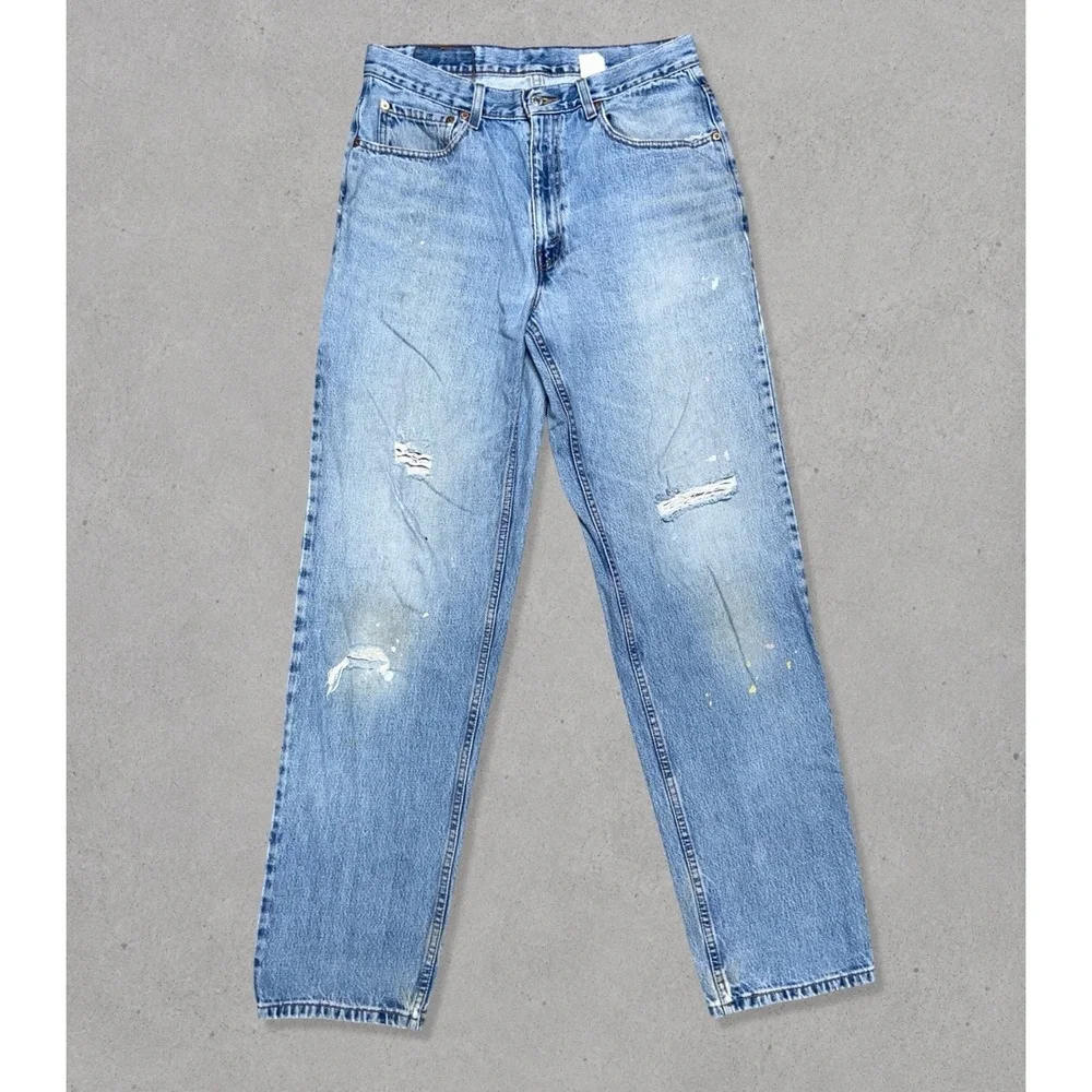 Vintage Levi's 550 Relaxed Fit Jeans Men's Size 34x34 (Fits 32x34) Blue Distress